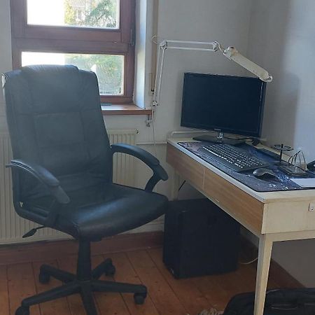 Zwei helle ruhige Zimmer im Dachgeschoss Kassel Exterior foto