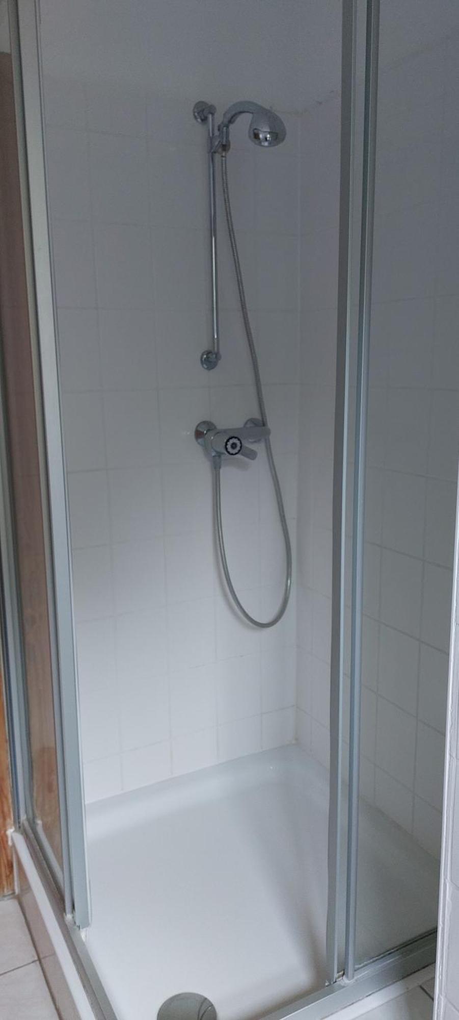 Zwei helle ruhige Zimmer im Dachgeschoss Kassel Exterior foto